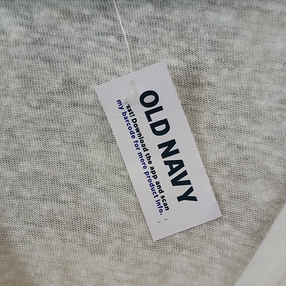 October Sale. Buy 1 Get 1 Free..Old Navy Ladies White shorts sleeved top NWT - Picture 6 of 6
